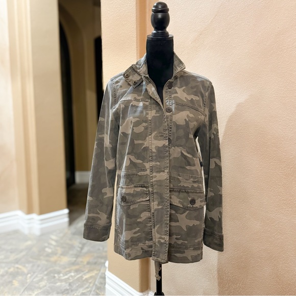 Lucky Brand Camo Jacket NWT size  M - Picture 4 of 7